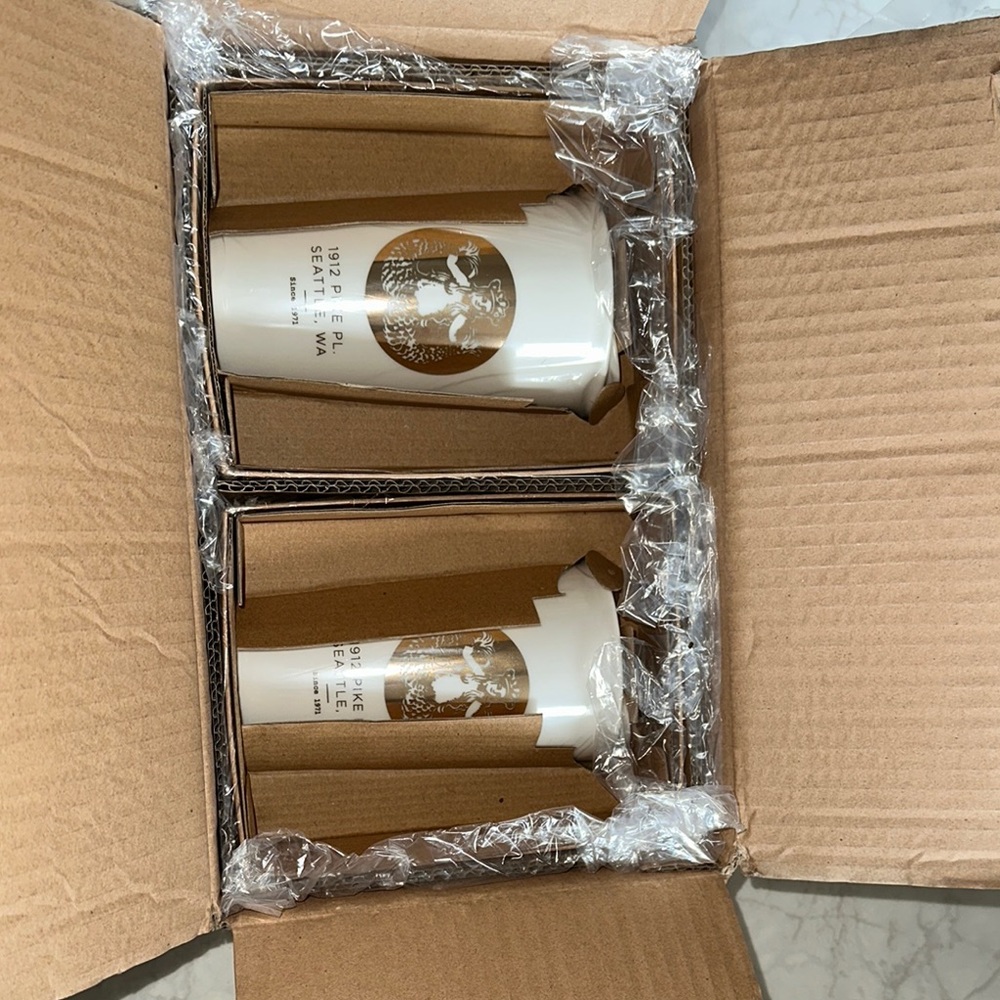 Set of 2 Starbucks tumblers